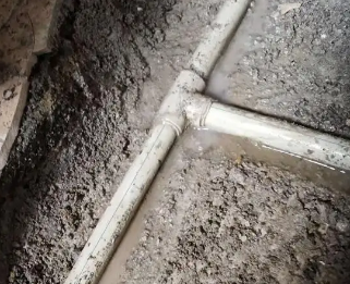 翠峦漏水维修电话